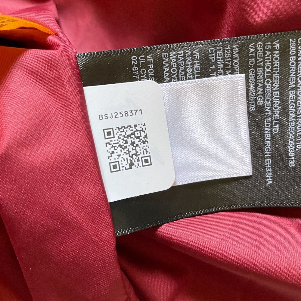 The North Face Women’s Metropolis Parka Coat In Cordovan - Picture 8 of 11